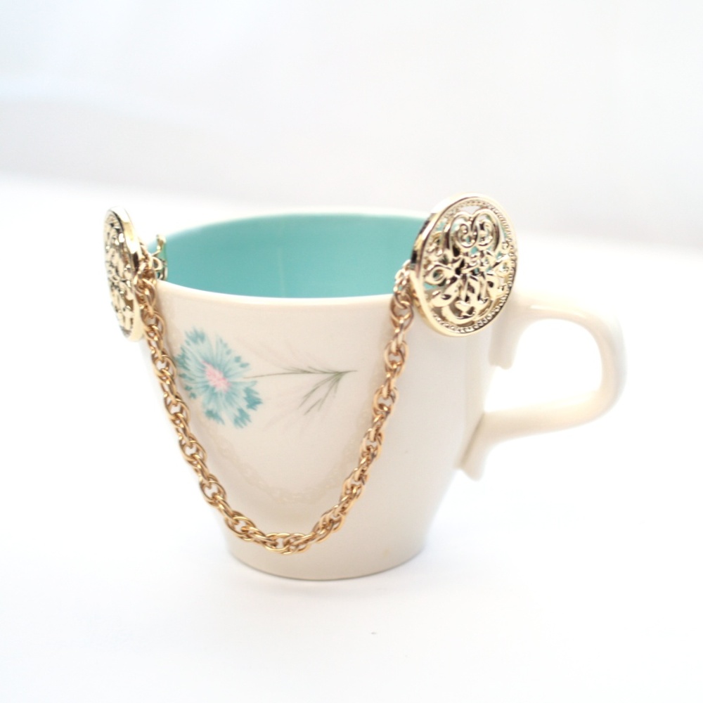 SOLD Vintage Collar Clips Sweater Guard Gold